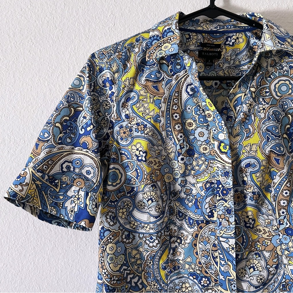 2/$15💖Talbots Floral Paisley Short Sleeve Cotton Button Down